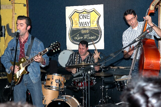 min 2006 11 17 one way 177